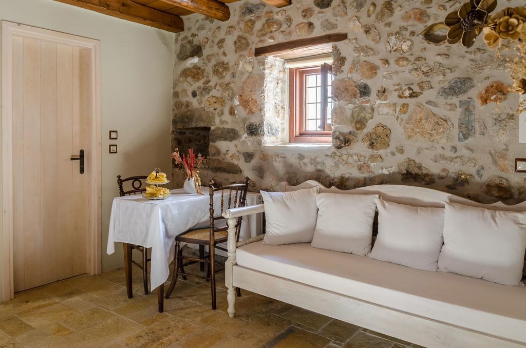 Apartamento Ev Zin Folia Leonídion Habitación foto